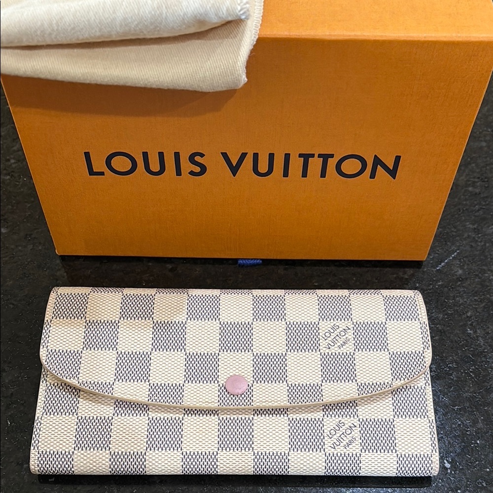 Louis Vuitton Emilie Azure Wallet